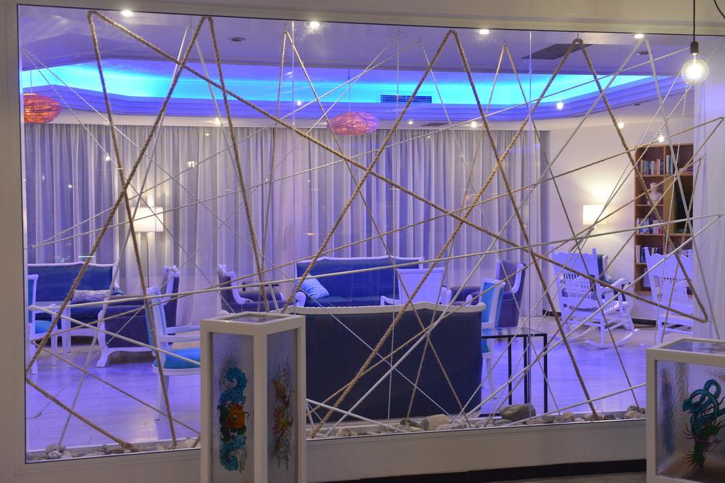 Nereus Hotel Paphos Luaran gambar
