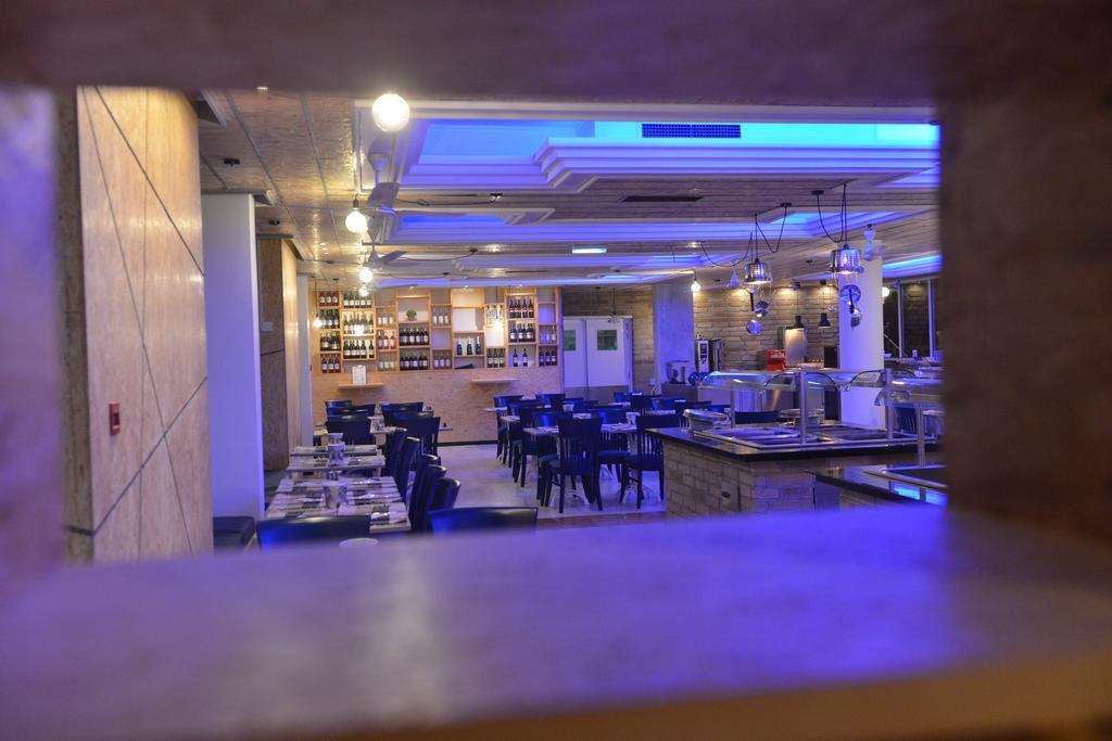 Nereus Hotel Paphos Luaran gambar